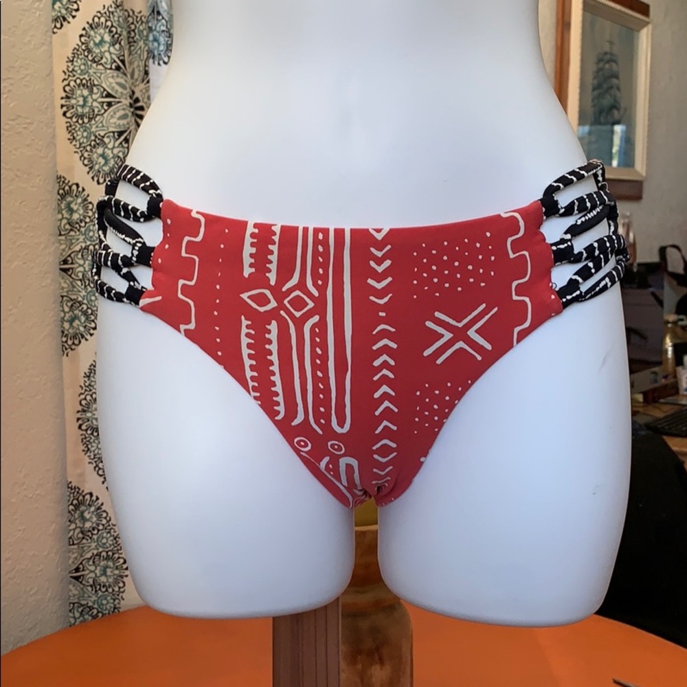 Roxy bikini bottoms, size small